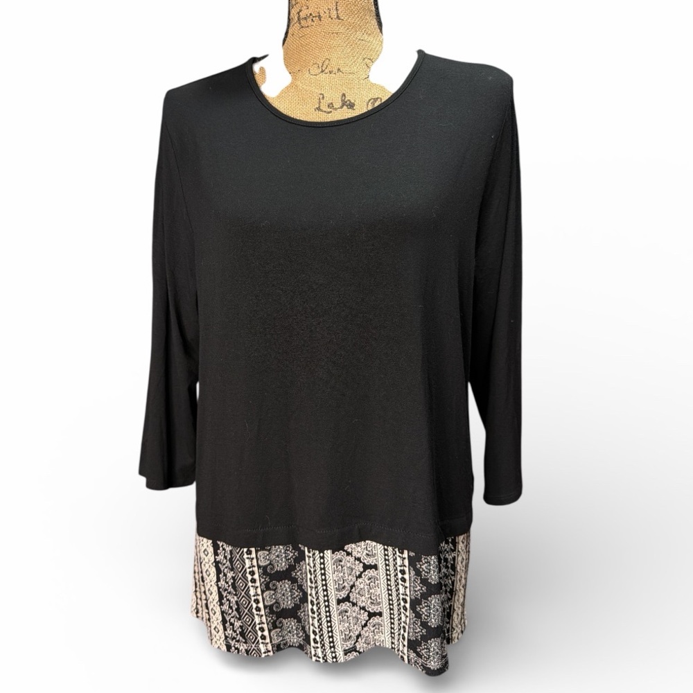 J. Jill Black Blouse with White Patterned Layered Look Hem. EC Size Large Petite
